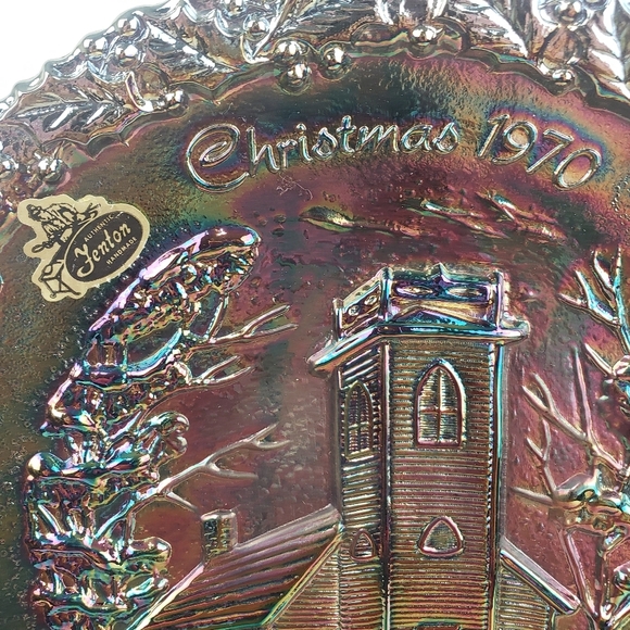 Fenton Iridescent Christmas Plate Deep Red Christmas 1970 Collection Item Retro - Picture 2 of 10